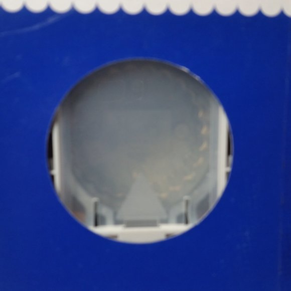 Lever Action Craft Punch Scalloped Edge Circle 2" - Picture 6 of 8